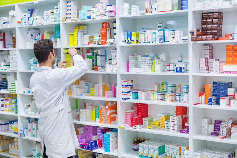 مشاوره دارویی؛ مسئولیت فراموش‌شده یا درآمد پنهان؟