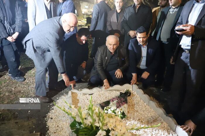 تندیس مفاخر و مشاهیر مازندران برای مادر درنای سیبری
