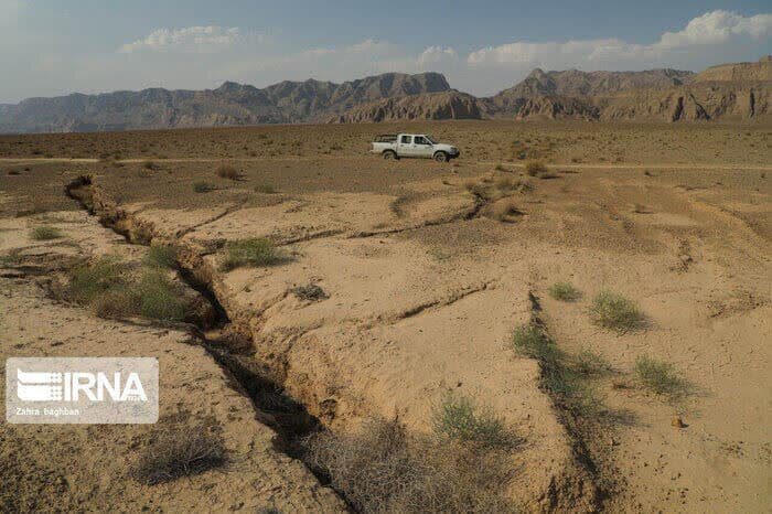 فرونشست و کمبود آب/ مرگ تدریجی یک دشت در قزوین