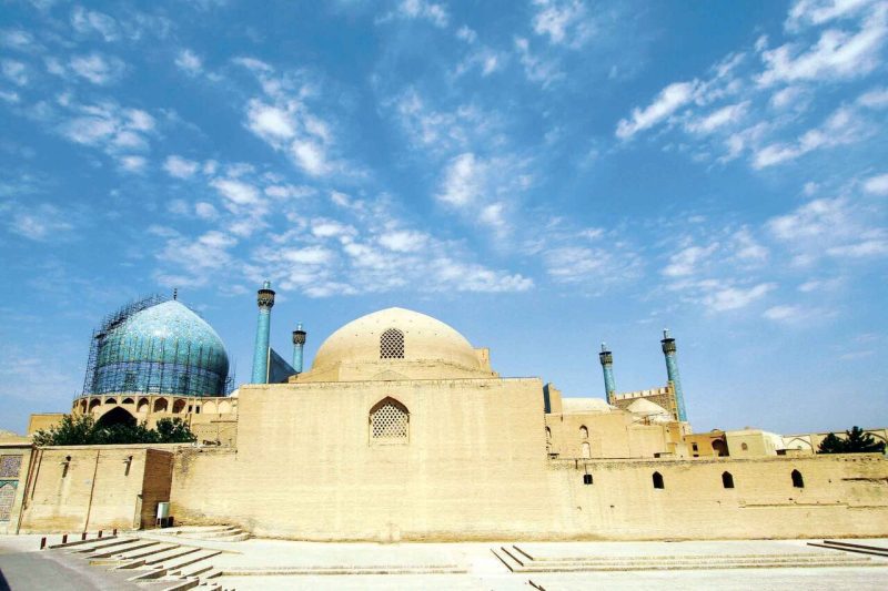اصفهان در حفاظت از بافت و بناهای تاریخی با چه چالش‌هایی مواجه است؟